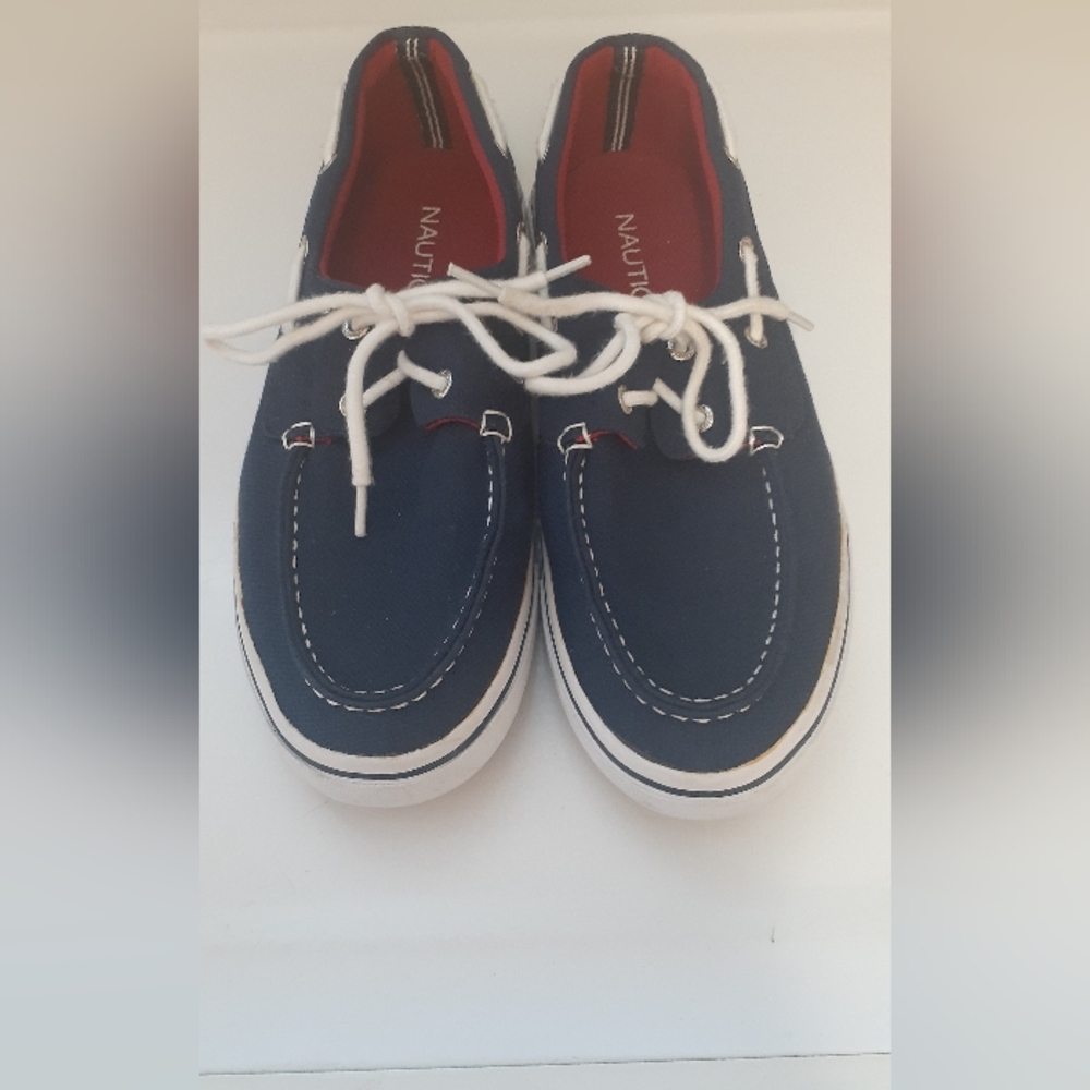 Nautica Men's Blue Boat Shoes - Size 8.5